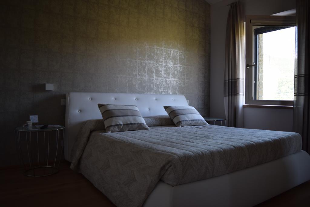Amico Country House Serra San Quirico Exterior photo
